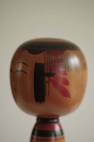 KOKESHI VINTAGE YAJIRO PAR SATO MINAO / 30 CM