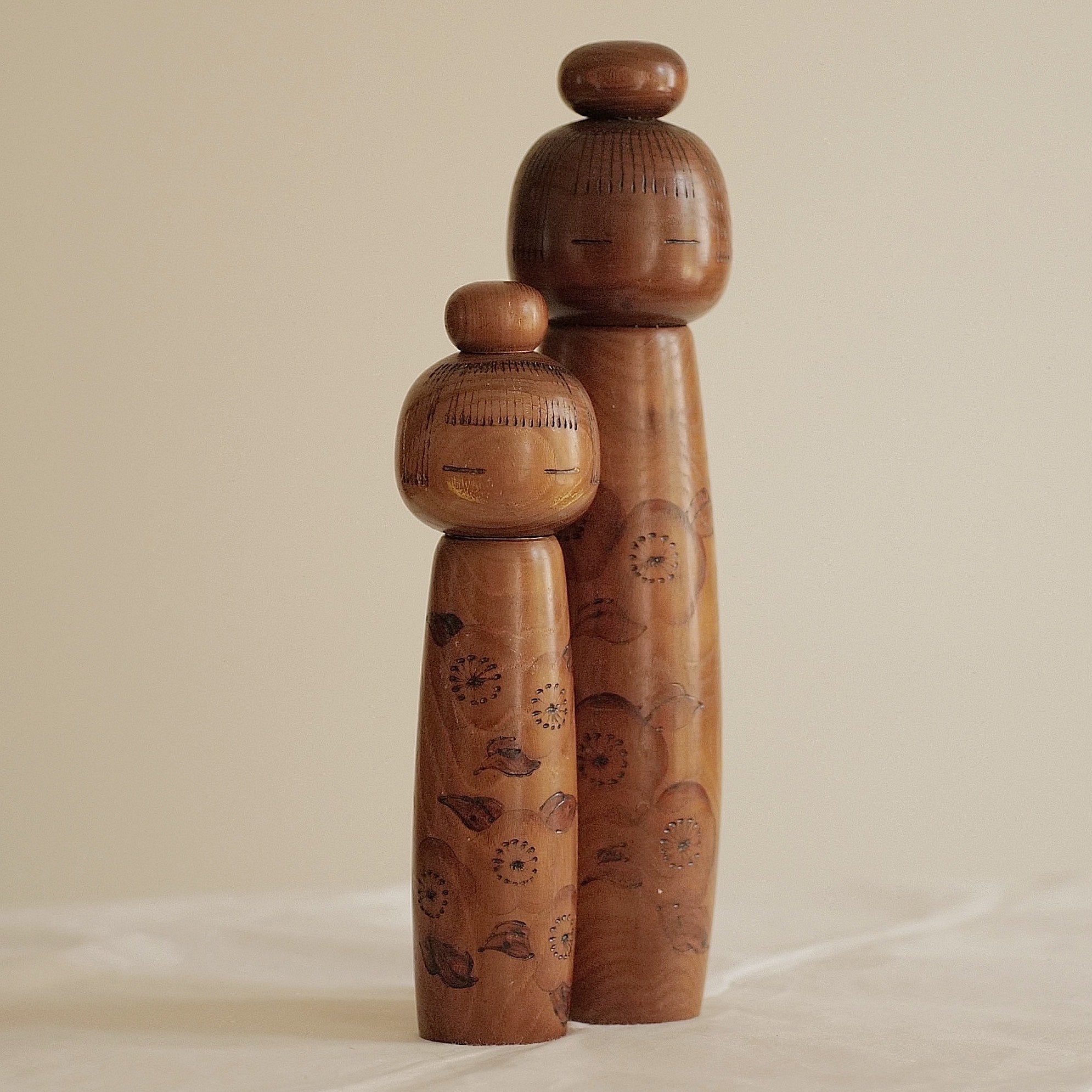 DUO DE KOKESHI VINTAGE PAR TAKAMIZAWA KAZUO