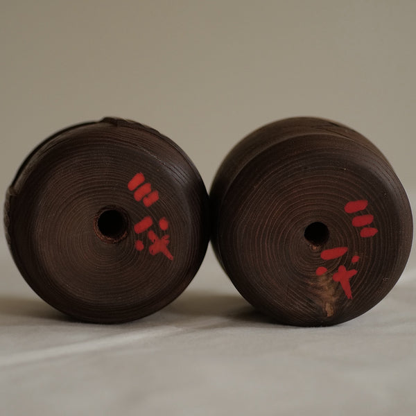 COUPLE DE KOKESHI VINTAGE PAR SANPEI YAMANAKA / 9,5 CM