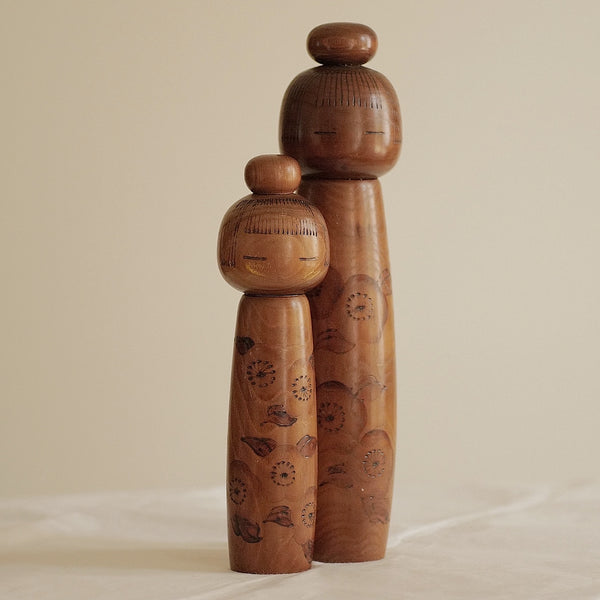 KOKESHI VINTAGE PAR TAKAMIZAWA KAZUO / 25 CM