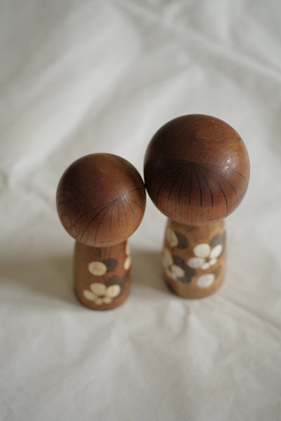 DUO DE KOKESHI VINTAGE PAR KATO MASAMI