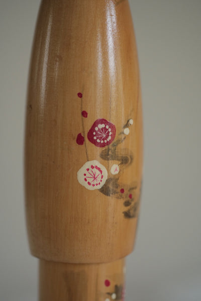 KOKESHI VINTAGE PAR MIYASHITA HAJIME / 33,5 CM