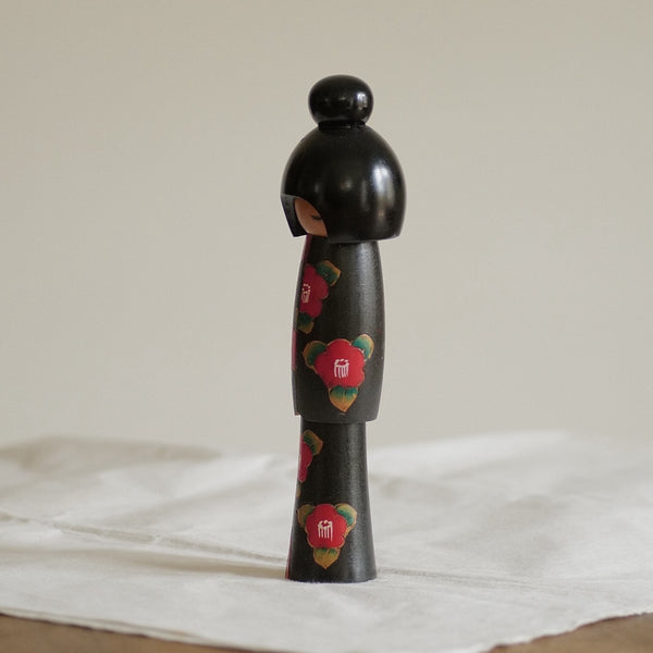 KOKESHI VINTAGE PAR MIYASHITA HAJIME / 24 CM