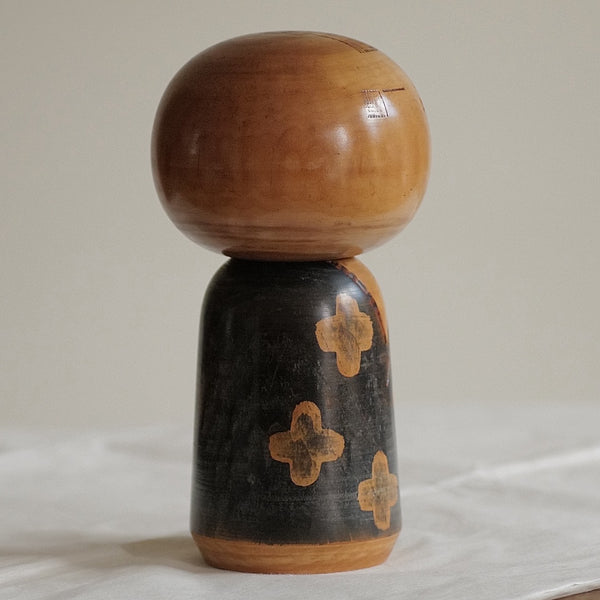 KOKESHI VINTAGE PAR MURAKAMI KENICHI / 22,5 CM