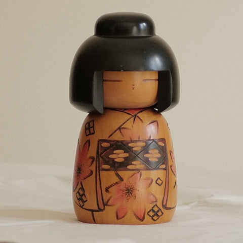 KOKESHI VINTAGE PAR FUJIKAWA MASAE / 18,5 CM