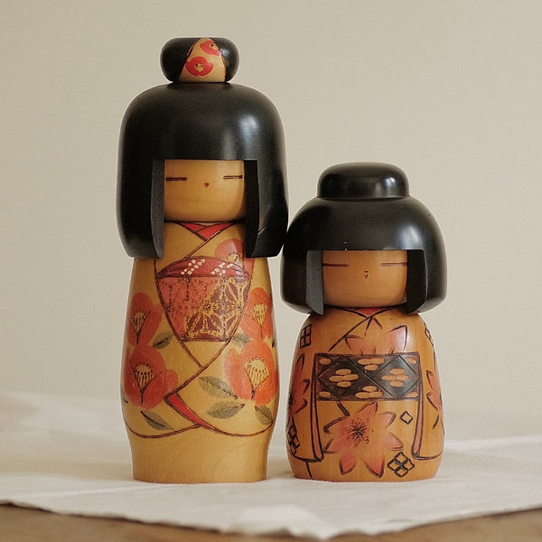 KOKESHI VINTAGE PAR FUJIKAWA MASAE / 18,5 CM