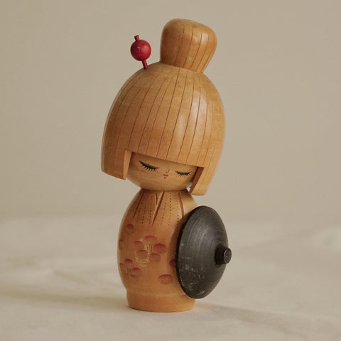 KOKESHI VINTAGE PAR HAJIME MIYASHITA / 19,5 CM