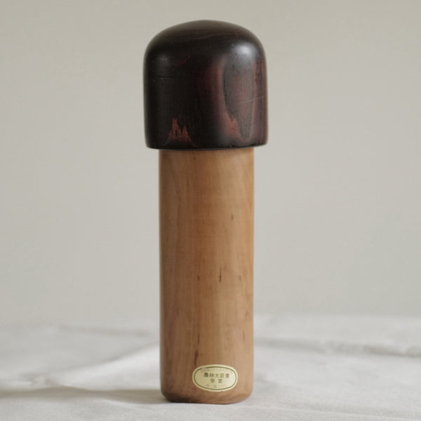 KOKESHI VINTAGE PAR USABURO / 28,5 CM