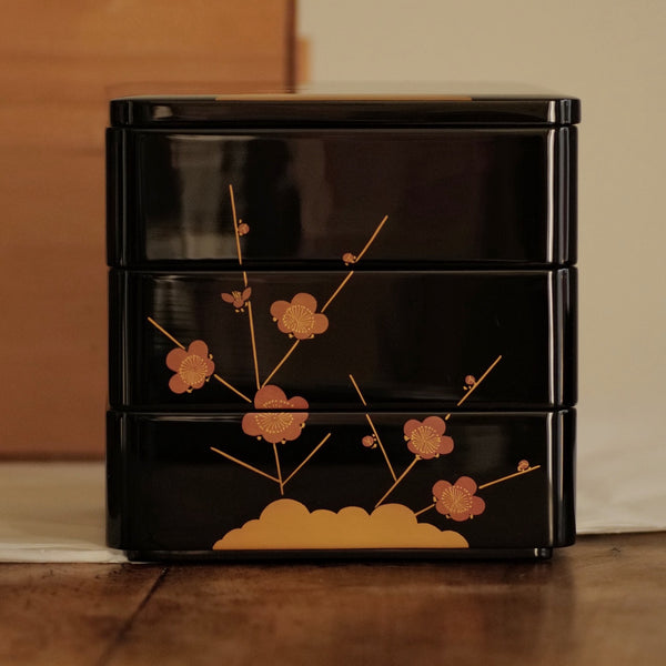 JUBAKO VINTAGE EN BOIS LAQUÉ / 3 ÉTAGES