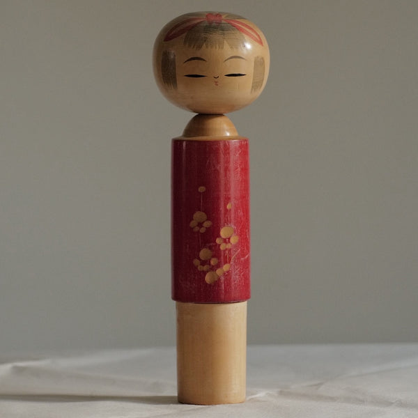 KOKESHI VINTAGE PAR ROKUGO MITSURU / 31 CM