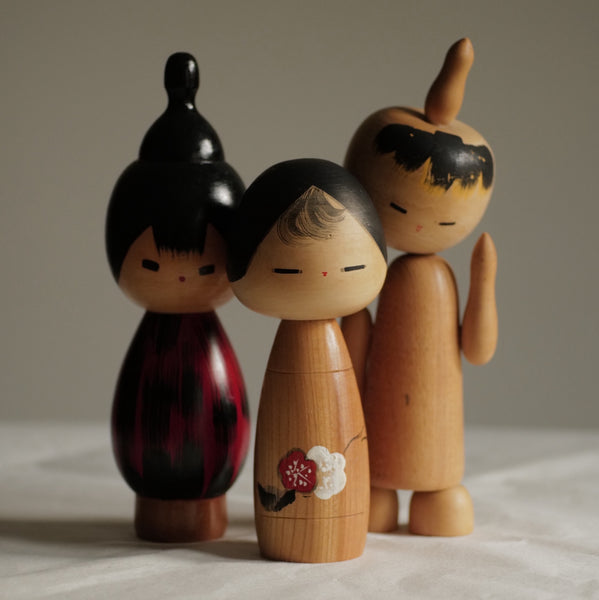 KOKESHI VINTAGE PAR ISHIHARA HIDEO / 26 CM