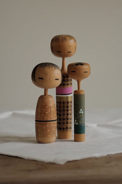 KOKESHI VINTAGE PAR KAIHEI KATASE / 15,5 CM