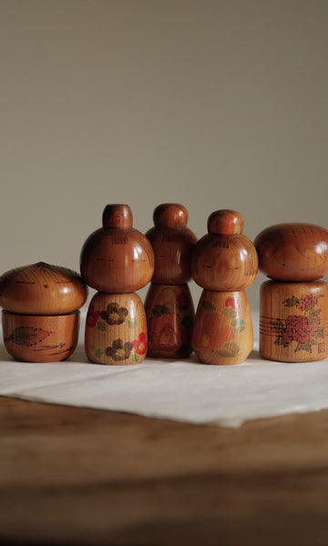 KOKESHI VINTAGE PAR RYOZO TSUJITA / 9,5 CM