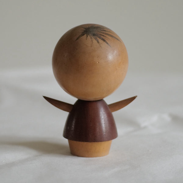 KOKESHI VINTAGE PAR SATO KOUMEI / 12,5 CM