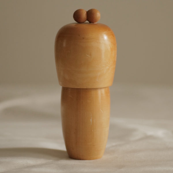 KOKESHI VINTAGE "HARU NO YUME” PAR TANAKA SHIGEMI / 16 CM