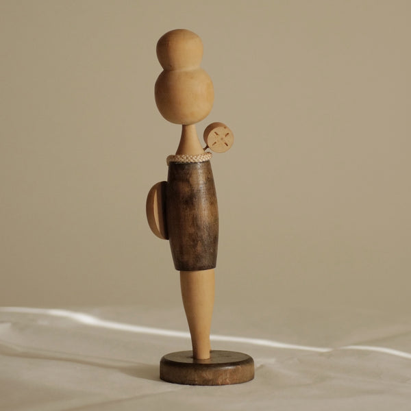 KOKESHI VINTAGE MUSUME JUNREI / 27 CM