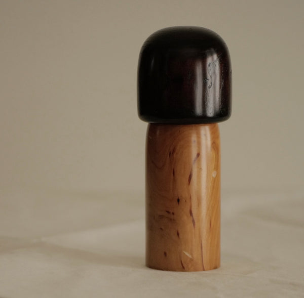 DUO DE KOKESHI VINTAGE USABURO  / 19,5 CM et 32 CM