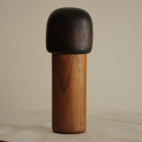 DUO DE KOKESHI VINTAGE USABURO  / 19,5 CM et 32 CM