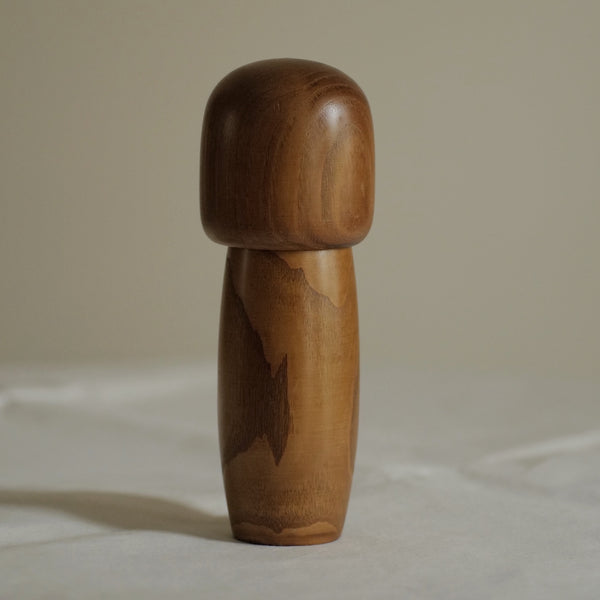 KOKESHI VINTAGE PAR USABURO / 19 CM