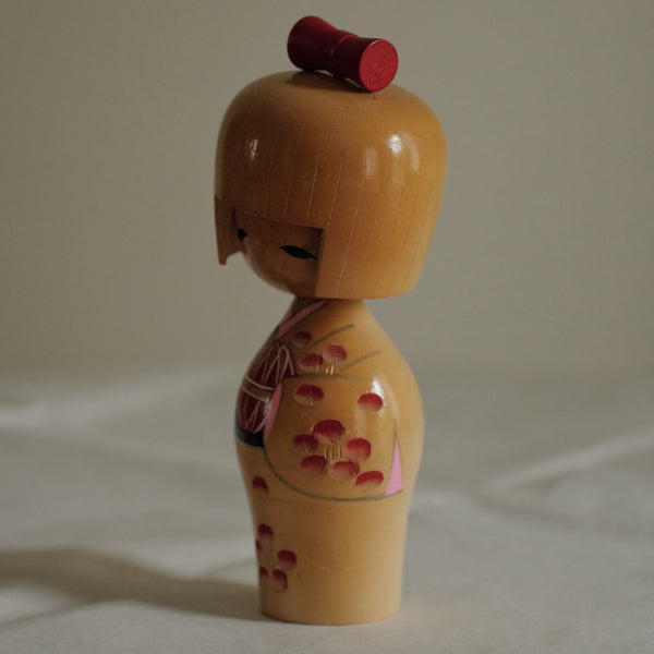 KOKESHI VINTAGE AU TEMARI / 22 CM