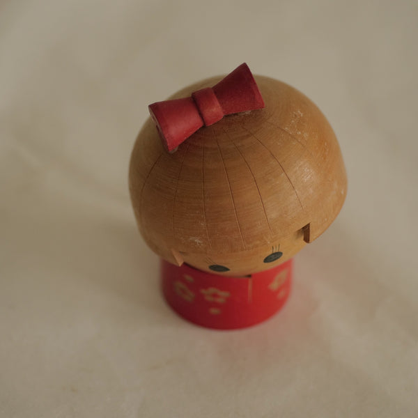 KOKESHI VINTAGE PAR SHIUN / 10,5 CM