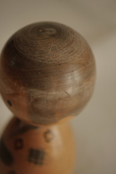KOKESHI VINTAGE PAR KANJI ISHIDA/ 16,5 CM