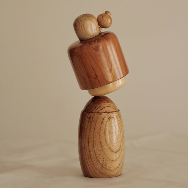 KOKESHI VINTAGE PAR SATO MASUO / 27 CM