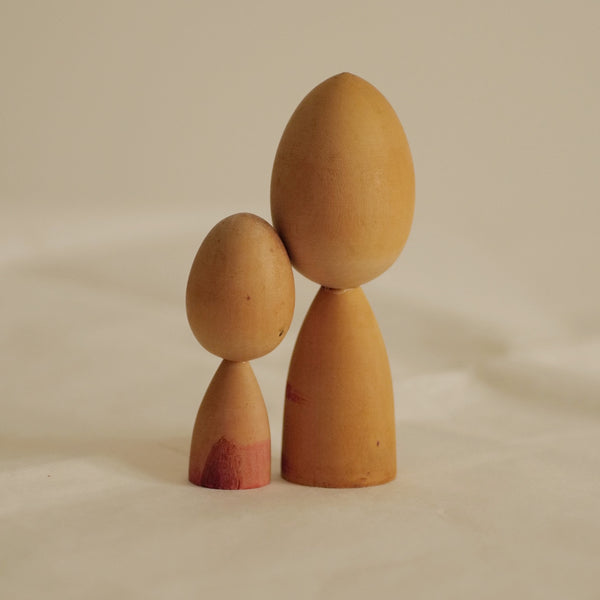 PETIT DUO DE KOKESHI VINTAGES PAR MASAO WATANABE / 13 CM