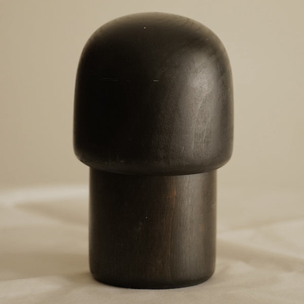 KOKESHI VINTAGE PAR SANSAKU SEKIGUCHI / MASSIVE / 21 CM