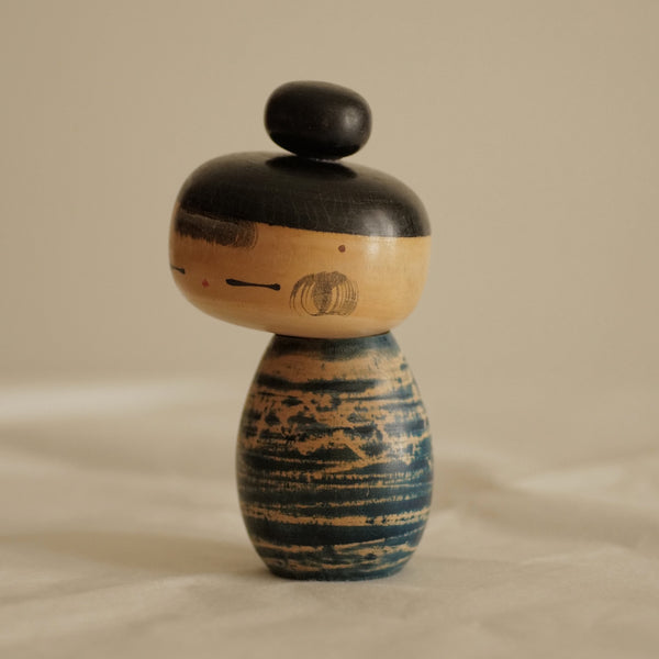 KOKESHI VINTAGE PAR KANO CHIYOMATSU / 15 CM