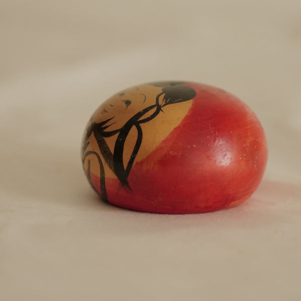 PETITE HIME DARUMA VINTAGE PAR TOKUNAGA SHINICHI / 4,5 CM
