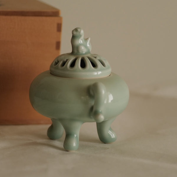 ENCENSOIR NABESHIMA VINTAGE / AVEC SA BOÎTE
