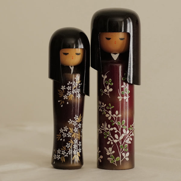 KOKESHI VINTAGE PAR SEIFU GONO / 23 CM