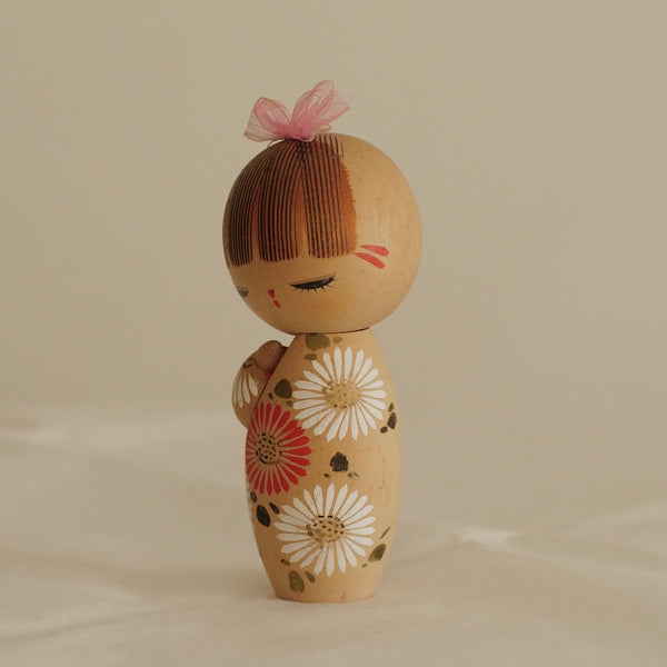 KOKESHI VINTAGE PAR RYOKA AOKI / 17 CM
