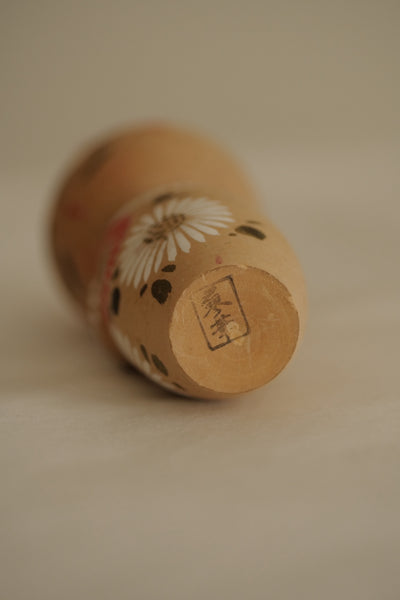 KOKESHI VINTAGE PAR RYOKA AOKI / 17 CM