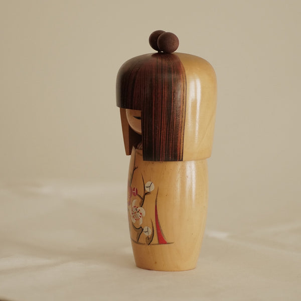 KOKESHI VINTAGE PAR TANAKA SHIGEMI / 23 CM