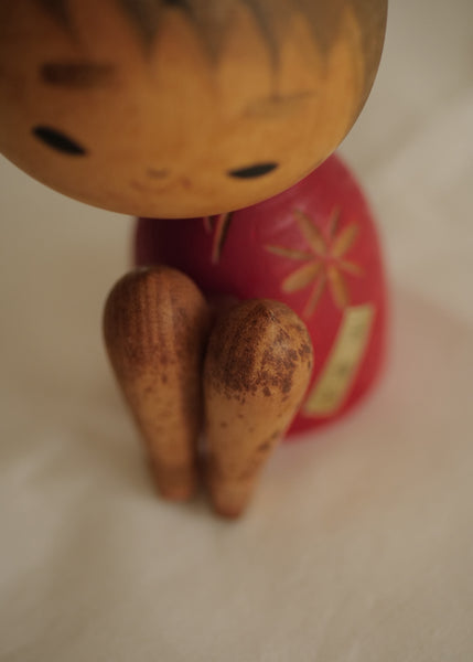 KOKESHI VINTAGE PAR TAKAMIZAWA KAZUO/ 17 CM / réservée pour Christine :-)
