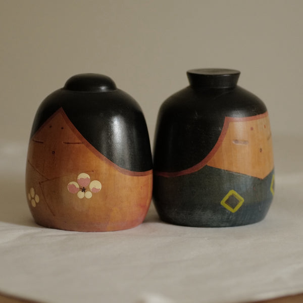 COUPLE DE KOKESHI VINTAGE PAR SANPEI YAMANAKA / 10,5 CM
