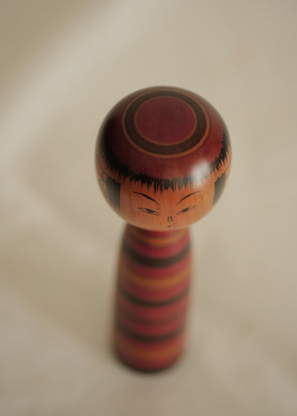 KOKESHI VINTAGE YAJIRO PAR SATO MASAHIRO / 19 CM