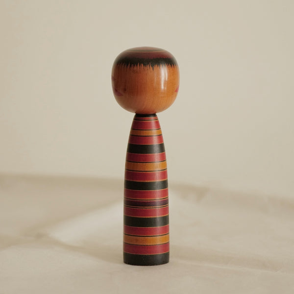 KOKESHI VINTAGE YAJIRO PAR SATO MASAHIRO / 19 CM