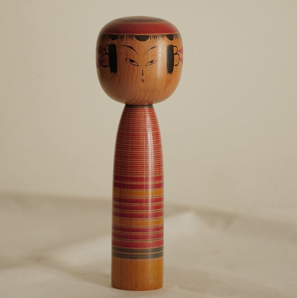 KOKESHI VINTAGE YAJIRO PAR SATO MASAHIRO / 22 CM