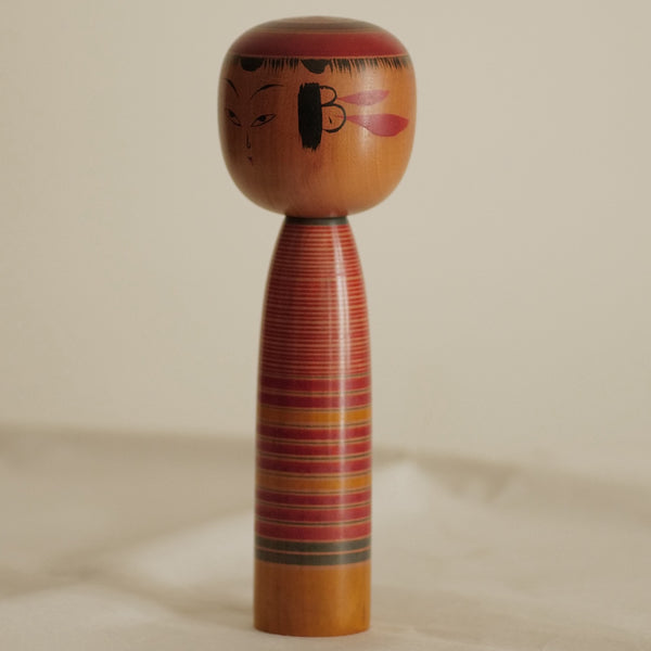 KOKESHI VINTAGE YAJIRO PAR SATO MASAHIRO / 22 CM