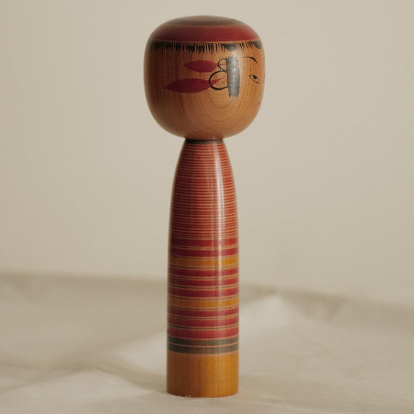 KOKESHI VINTAGE YAJIRO PAR SATO MASAHIRO / 22 CM