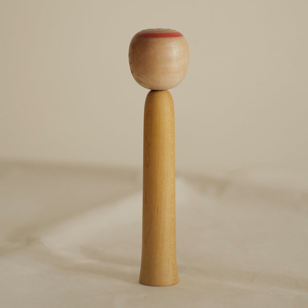 KOKESHI YAJIRO VINTAGE PAR KOSEKI SACHIO / 18,5 CM
