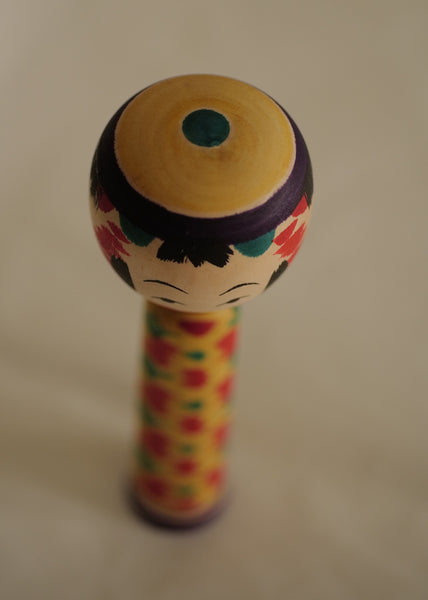 KOKESHI YAJIRO VINTAGE PAR KOKUBUN EIICHI / 18,5 CM
