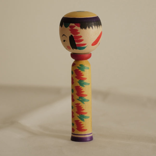 KOKESHI YAJIRO VINTAGE PAR KOKUBUN EIICHI / 18,5 CM