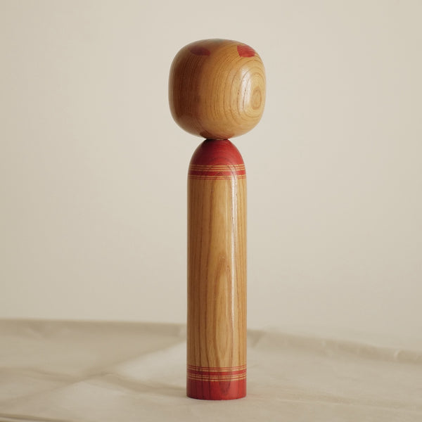 KOKESHI YAMAGATA VINTAGE PAR MIYAJIMA SHIGEAKI (MUHITSU) / 31 CM