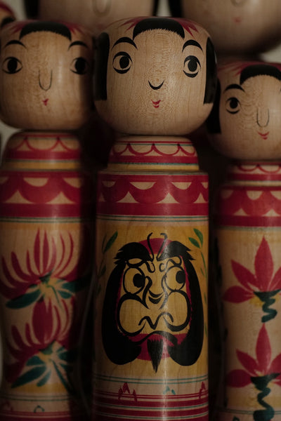 KOKESHI VINTAGE DE STYLE ZAO PAR ABE SHINYA / 20 CM