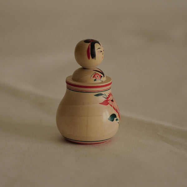 KOKESHI NEMARIKO VINTAGE PAR SATO MINORU / 8 CM