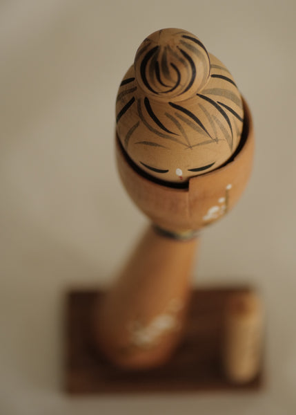KOKESHI SOUVENIR VINTAGE / 21 CM